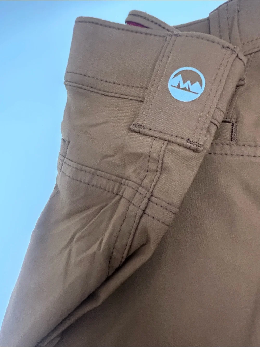 Wrangler Outdoor Brown Flex Waist Cargo Shorts with Zip Pocket